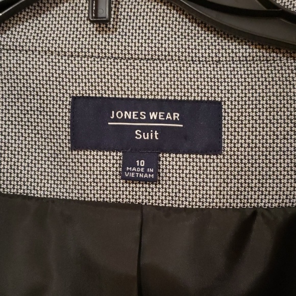 Suit jacket - Picture 2 of 4
